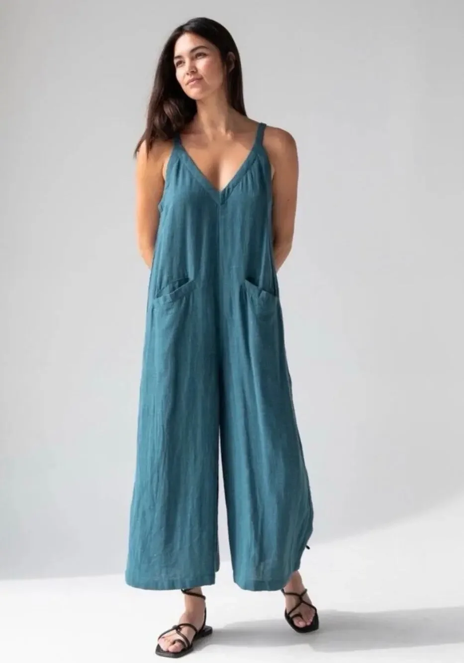 Natural Life Chelsea Wide Leg Oversized V-Neck Cotton Gauze Jumpsuit - Medium - Picture 1 of 12